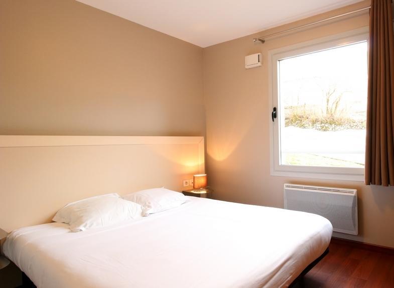 Aux Balcons Du Sancy Aparthotel Picherande Exterior photo